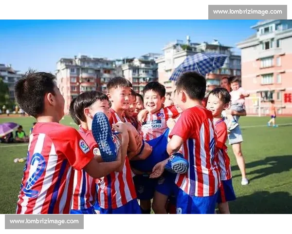 终场哨响定格荣耀时刻赛事落幕书写新的起点与梦想再次启航迈向未来